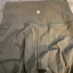 Lululemon Align™ High-Rise Pant 25" size 6
Used but in good condition